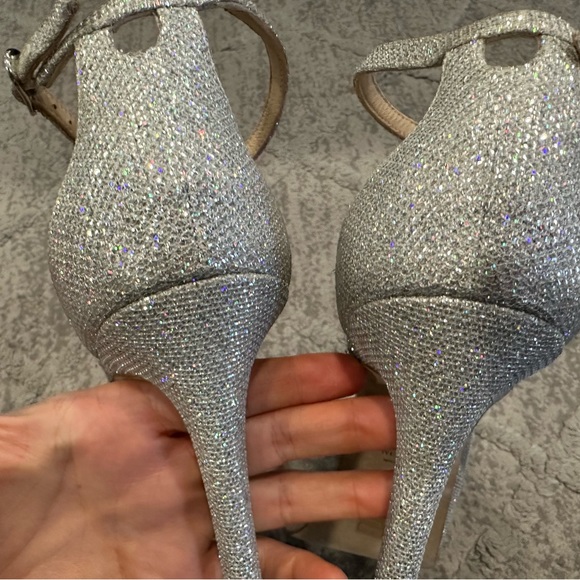 STUART WEITZMAN  Nudist Hollywood Metallic Platform
Sandals In Silver SIZE 9 - Picture 6 of 9